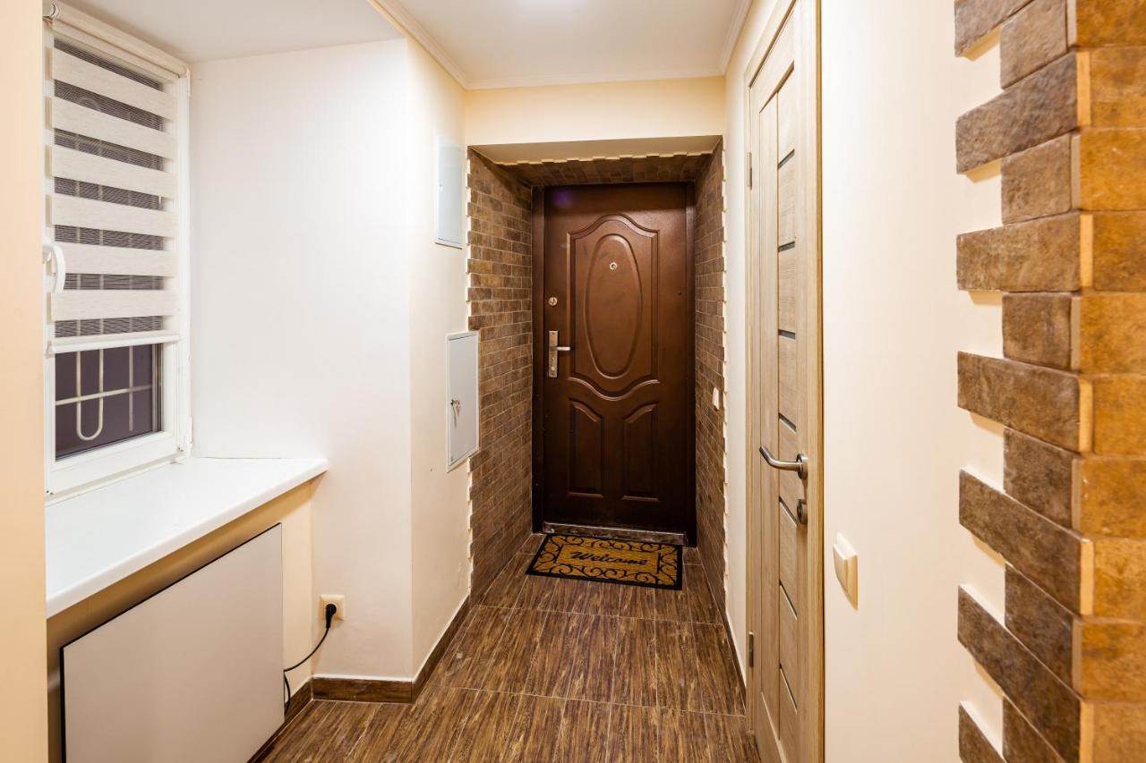 Apartmán Romari Rynok Square 3 Lvov Exteriér fotografie