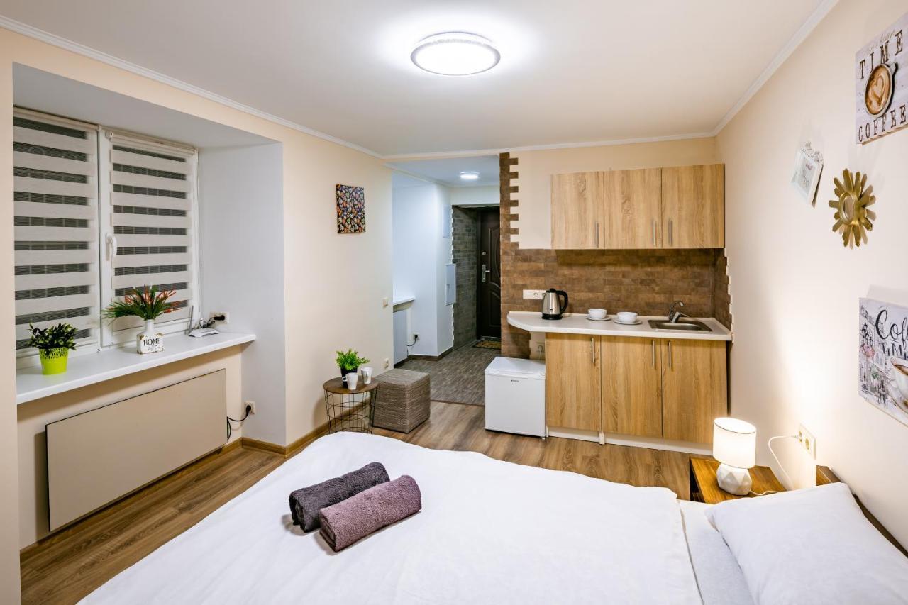 Apartmán Romari Rynok Square 3 Lvov Exteriér fotografie